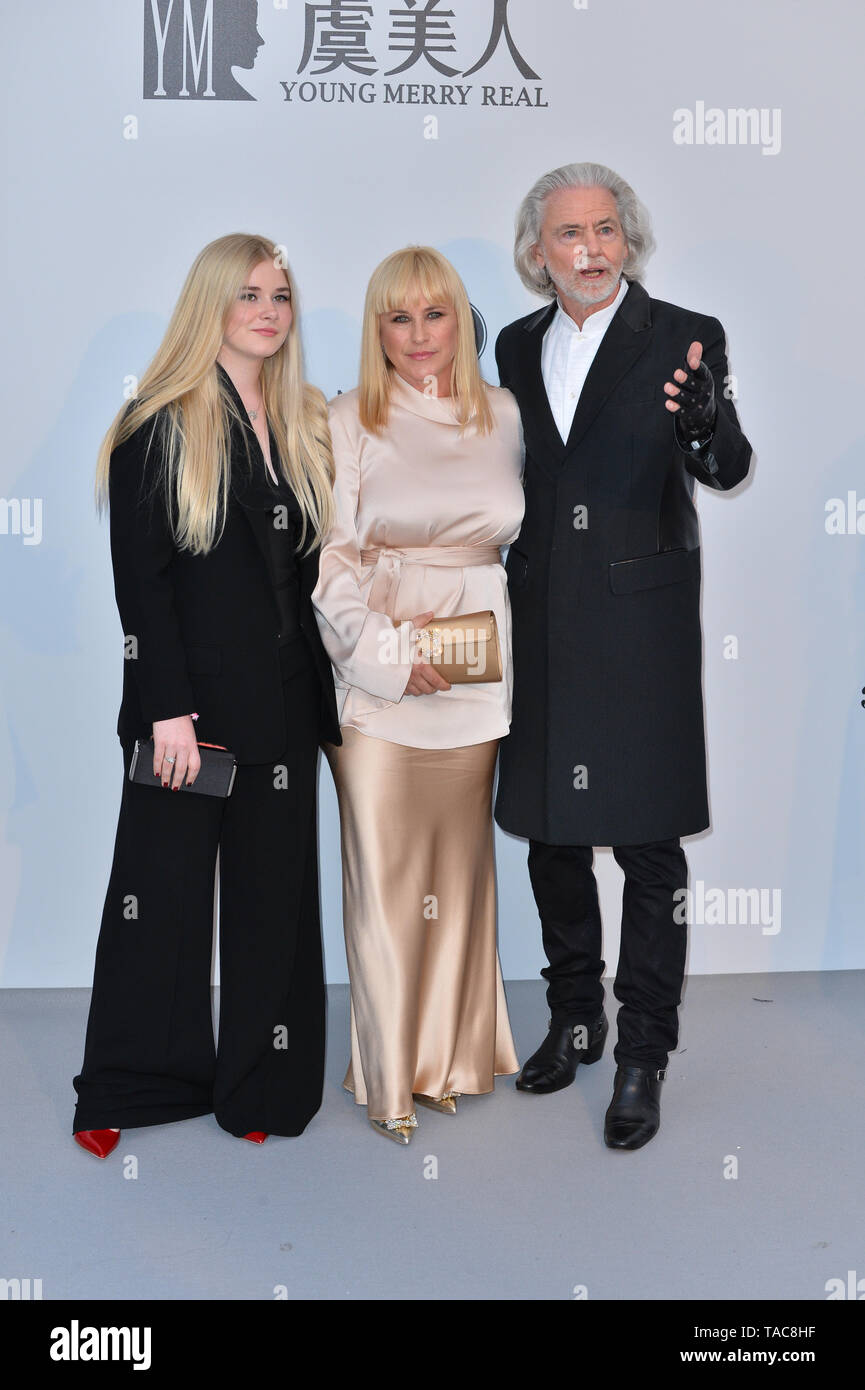 Antibes, France. 23 mai, 2019. ANTIBES, FRANCE. 23 mai 2019 : Harlow & Jane-Arquette à Patricia Arquette le Gala de l'amfAR Cannes événement à l'hôtel du Cap d'Antibes. Photo Credit : Paul Smith/Alamy Live News Banque D'Images