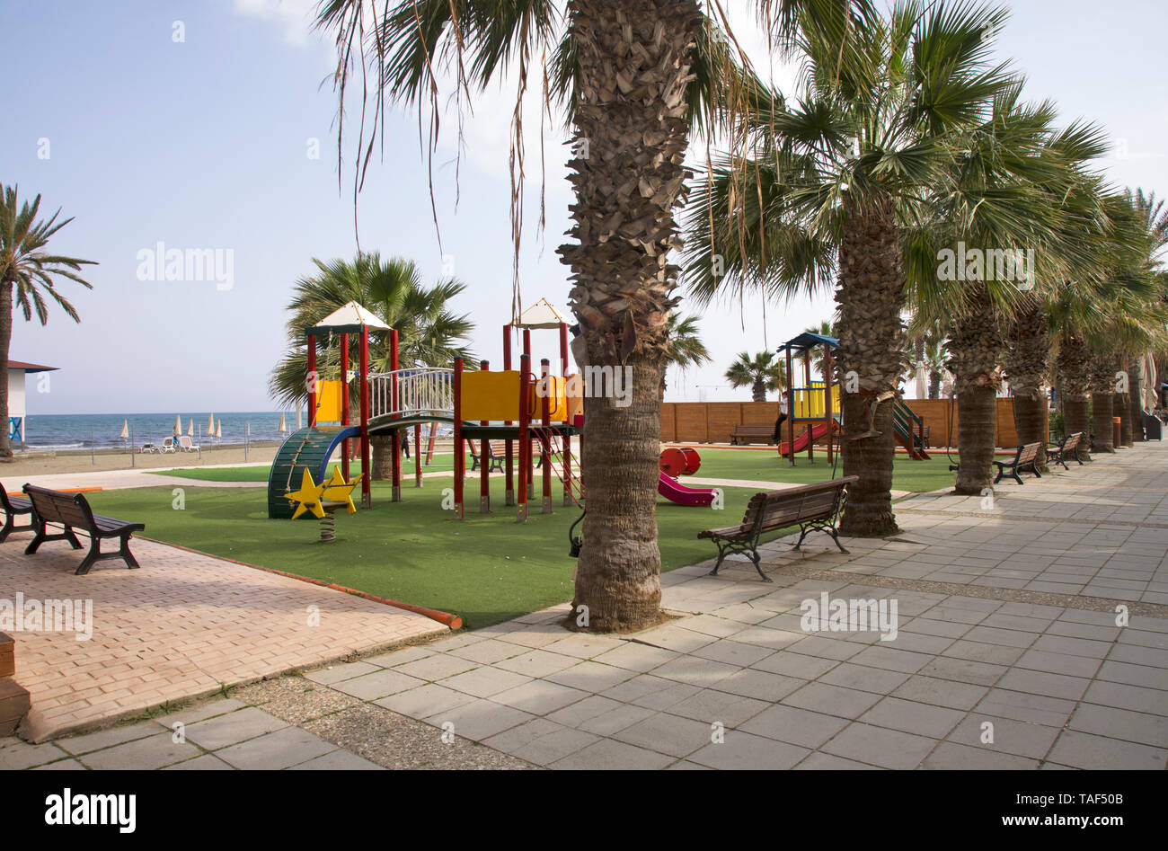 La plage Mackenzie à Larnaca. Chypre Banque D'Images