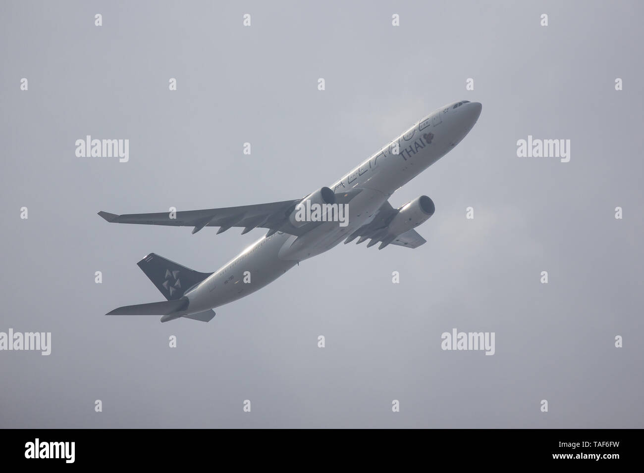 Chiang Mai, Thaïlande - 24 mai 2019 : HS-TBD Airbus A330-300 de Thai Airways. En vol Chiang Mai à Bangkok. Banque D'Images