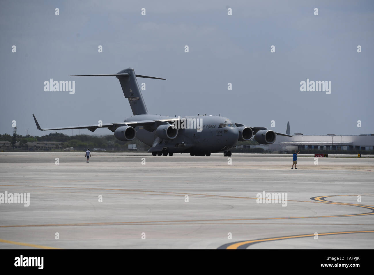 Miami, FL, USA. 24 mai, 2019. L'USAF Boeing C-17 Globemaster III au cours de la journée des médias pour l'Hommage aux héros de l'Amérique Air & Sea Show à Opa Locka Aéroport exécutif le 24 mai 2019 à Miami, en Floride. Credit : Mpi04/media/Alamy Punch Live News Banque D'Images