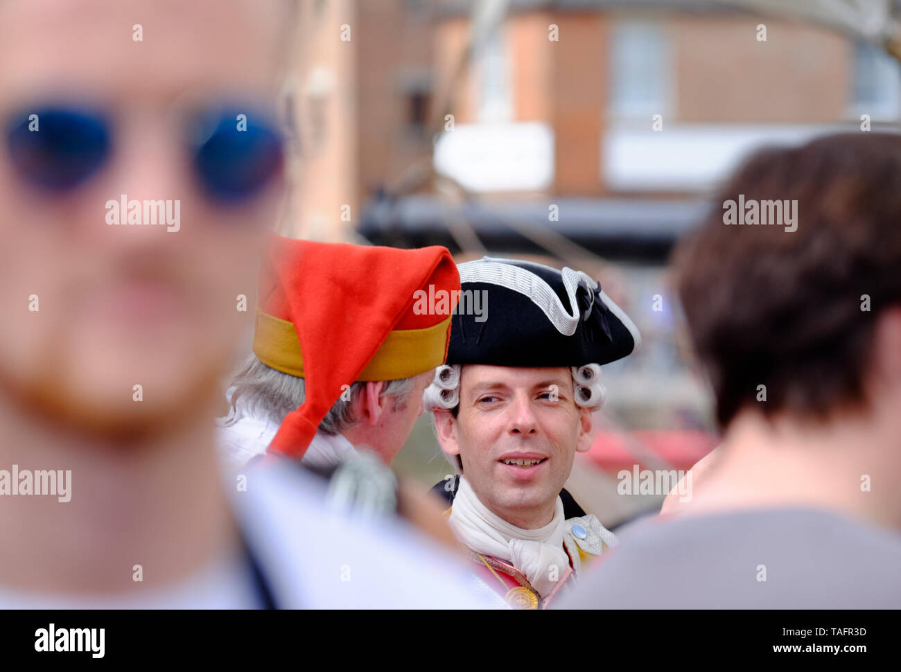 Gloucester, Gloucestershire, Royaume-Uni, 25 mai 2019. Le 10e festival des Grands Voiliers de Gloucester commence aujourd'hui. annoncée comme une journée remplie de plaisir pour toute la famille. Le Harbourside est pleine d'artistes, chanteurs de marin, historique de reconstitution historique et bien sûr, les pirates. Les vraies stars sont bien sûr les grands voiliers, ainsi appelé en raison de leur gréement traditionnel. Crédit : Mr Standfast/Alamy Live News Banque D'Images