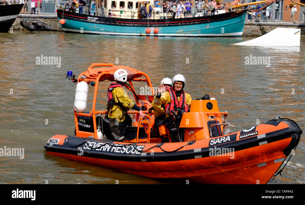 Gloucester, Gloucestershire, Royaume-Uni, 25 mai 2019. Le 10e festival des Grands Voiliers de Gloucester commence aujourd'hui. annoncée comme une journée remplie de plaisir pour toute la famille. Le Harbourside est pleine d'artistes, chanteurs de marin, historique de reconstitution historique et bien sûr, les pirates. Les vraies stars sont bien sûr les grands voiliers, ainsi appelé en raison de leur gréement traditionnel. Crédit : Mr Standfast/Alamy Live News Banque D'Images
