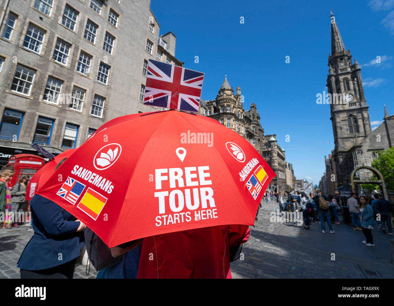 Free tour guide sur le Royal Mile, dans la vieille ville d'Édimbourg, Écosse, Royaume-Uni Banque D'Images
