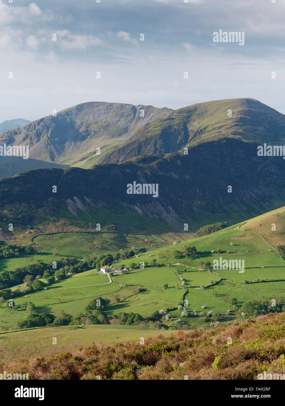 Au-dessus de la vallée de Newlands dans le Lake District National Park, portée fin mène à Hindscarth, autour de Dale Head Banque D'Images