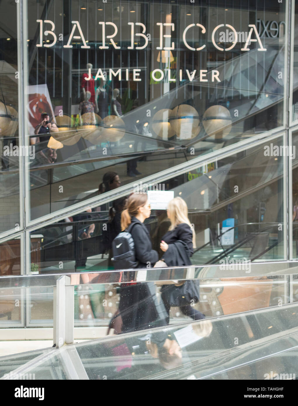 Extérieur de Jamie Oliver's restaurant Barbecoa, nouveau changement, City of London, London, EC4 Banque D'Images