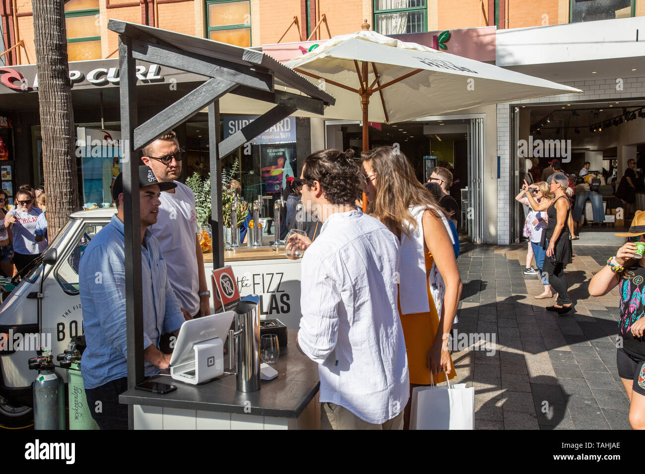 Goût de Manly annuel food and wine festival tenu dans les rues de Manly Beach, Sydney, Australie Banque D'Images