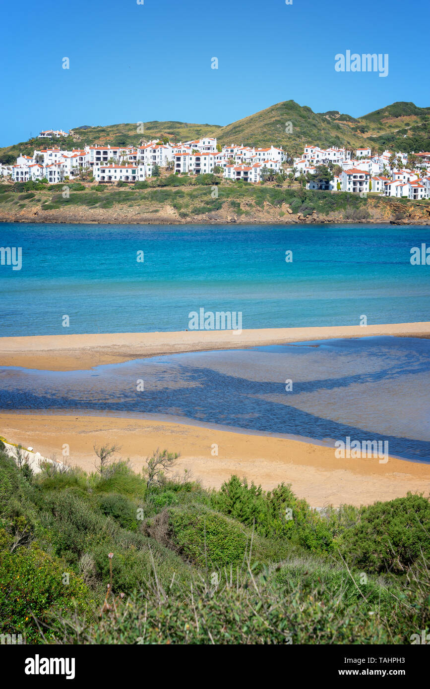 Vue de la plage de Cala Tirant à Minorque, Îles Baléares, Espagne Banque D'Images