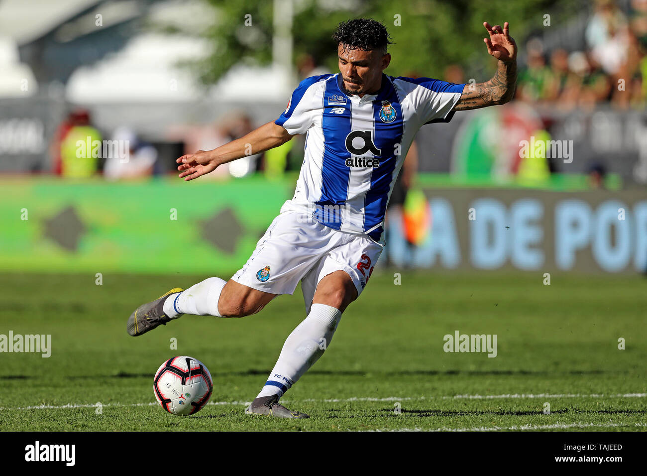 Tiquinho Soares (Francisco Soares) du FC Porto en action lors de la Coupe du Portugal Placard 2018/2019 - finale, match de foot entre Sporting CP vs FC Porto. (Score final : Sporting CP 2(5) - 2(4) le FC Porto Banque D'Images