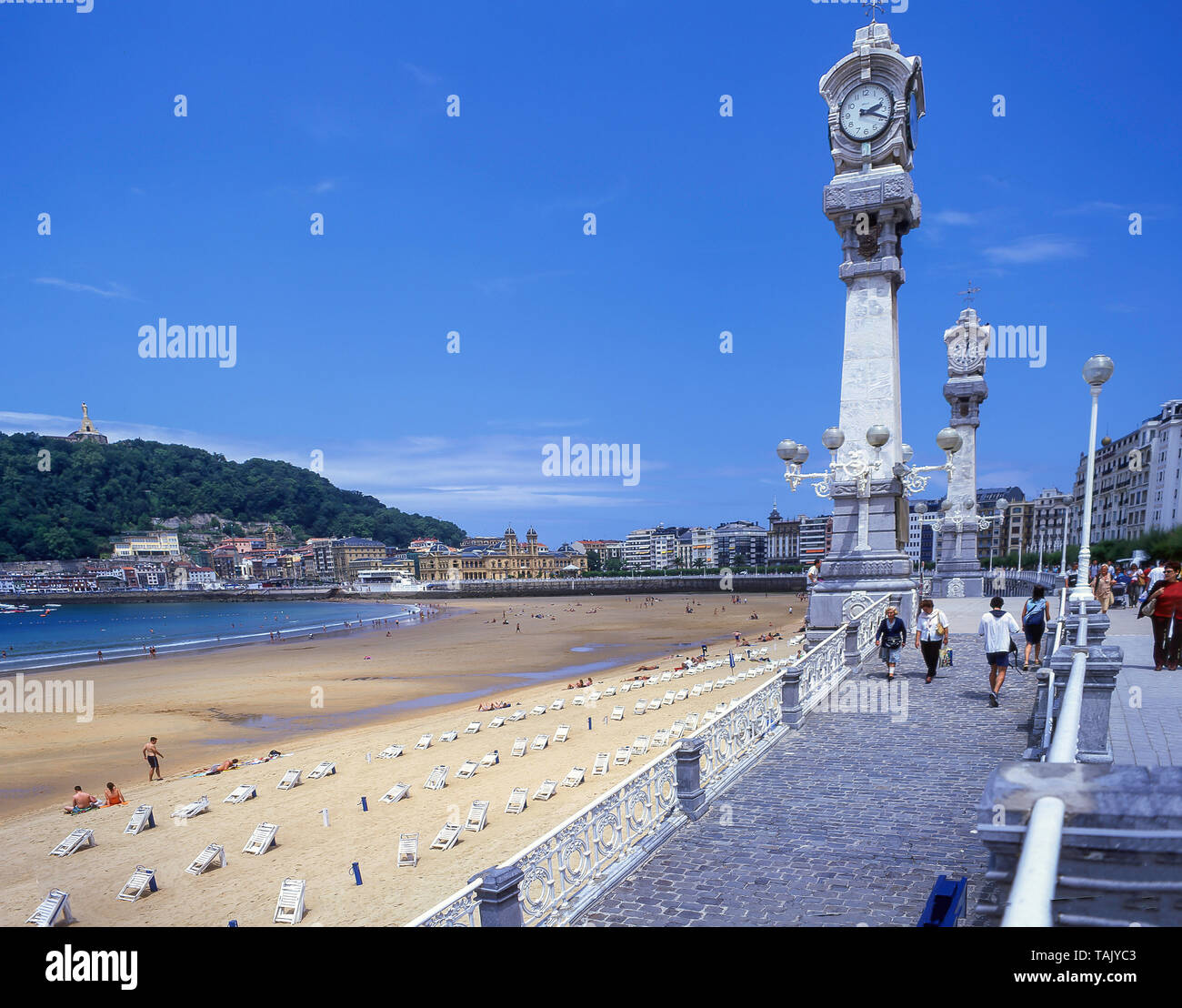 Promenade de la plage, la plage de la Concha, Playa de La Concha, San Sebastian (Donostia), Pays Basque (Pai-s Vasco), Espagne Banque D'Images
