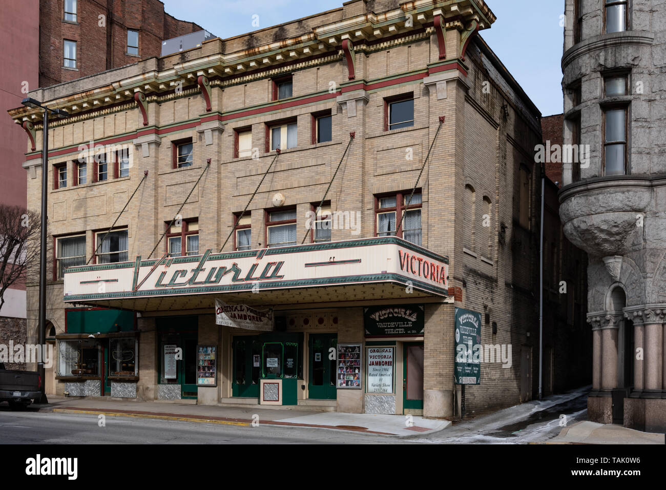 Wheeling, Virginie Occidentale/USA-Mars 7, 2019 : Victoria Theatre historique sur Market Street, qui a ouvert ses portes en 1904 est le plus ancien théâtre d'exploitation dans l'ouest de Vir Banque D'Images