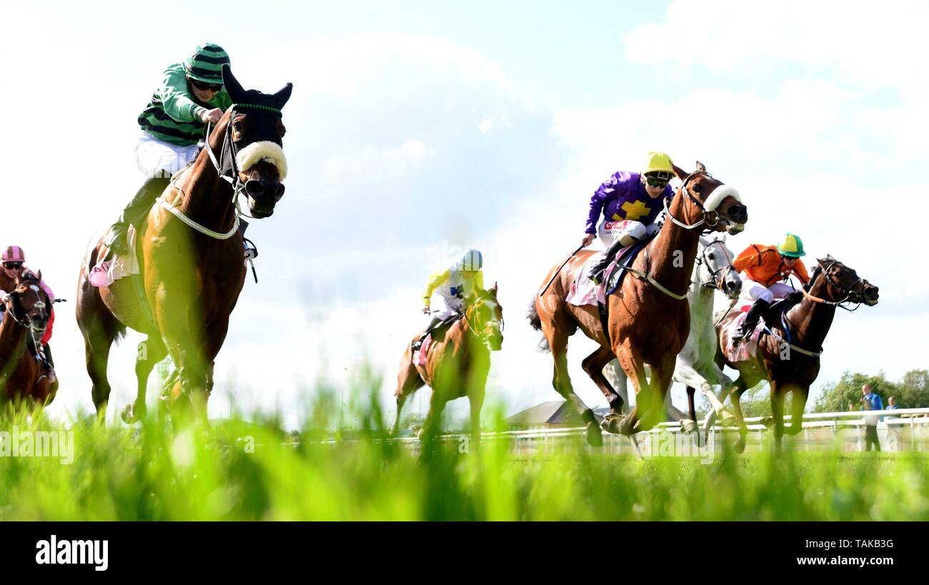 Lot De 5 Tickets D'entrée Hippodromes UK : Curragh 1971, Bath 1975, Thirsk, Newmarket