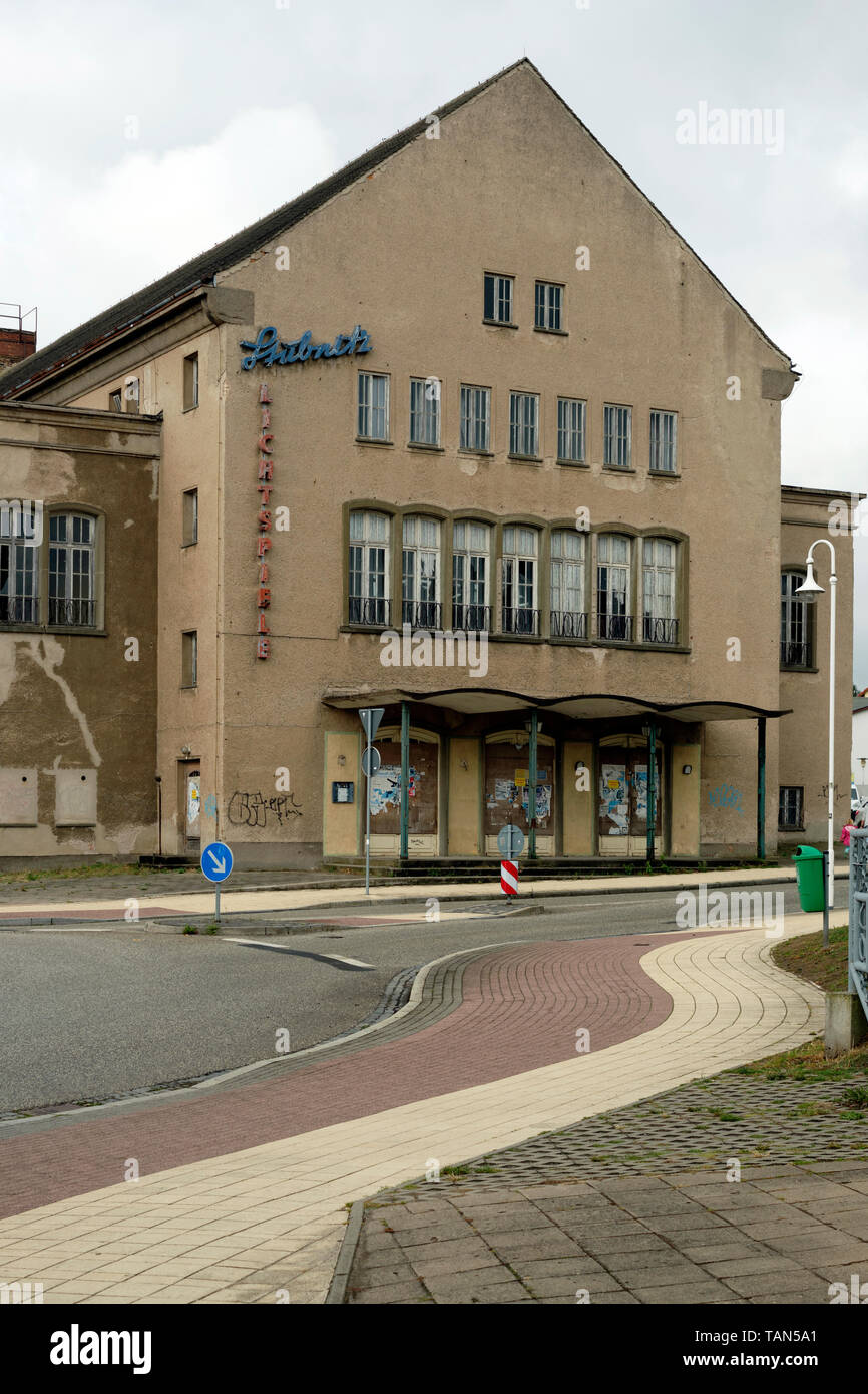 Stubnitz Lichtspiele Stubnitz / un vieux cinéma abandonné de la RDA en construction cinéma ère Sassnitz sur l'île de Rügen, dans le nord de l'Allemagne. Banque D'Images