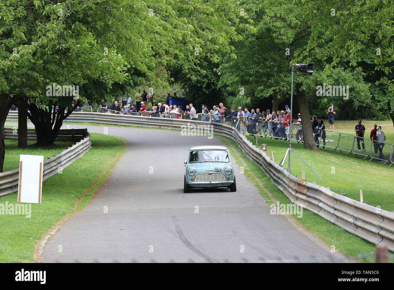 Morris Mini, Motorsport au Palace, Circuit de Course de Crystal Palace, Londres, Royaume-Uni, 26 mai 2019, photo de Richard Goldschmidt Banque D'Images Morris Mini, Motorsport au Palace, Circuit de Course de Crystal Palace, Londres, Royaume-Uni, 26 mai 2019, photo de Richard Goldschmidt Banque D'Images