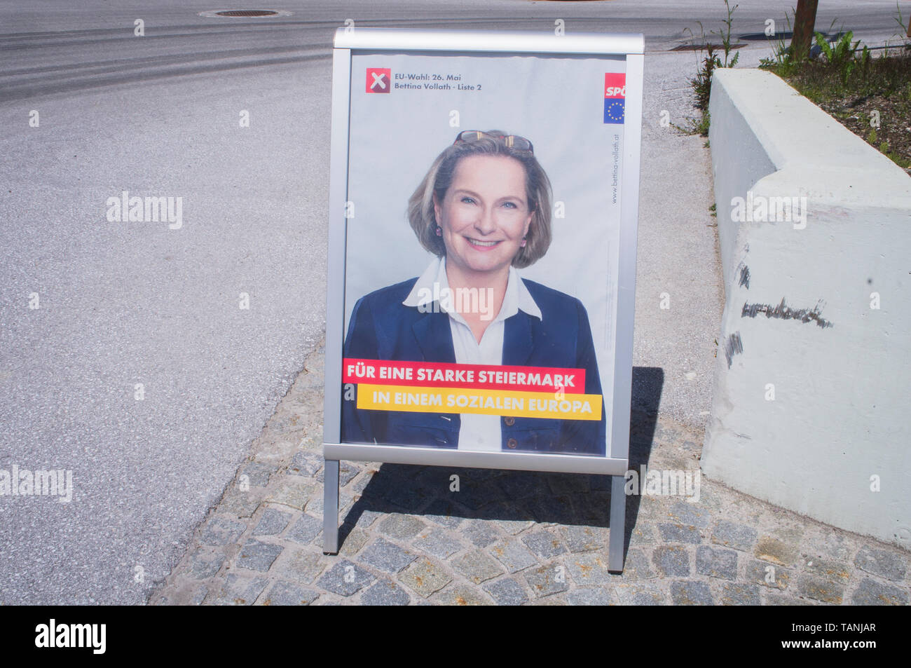 Affiche du SPO, Bettina Vollath, pré-campagne électorale pour les élections du Parlement européen en 2019 Tauplitz, Autriche, le 26 mai 2019. (CTK Photo/Sojk Libor Banque D'Images