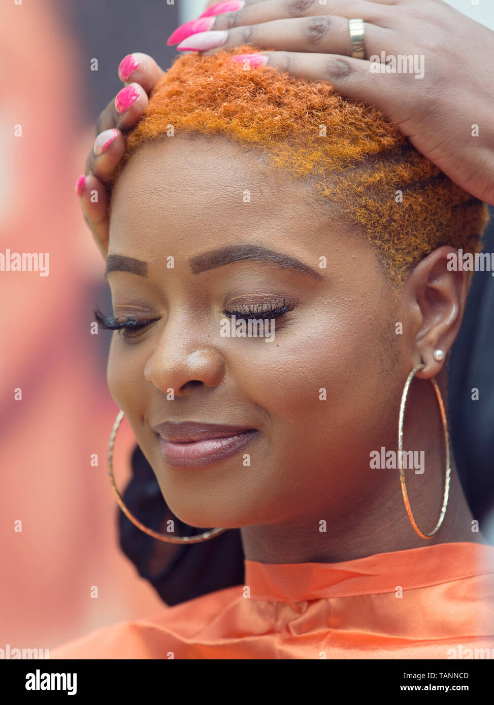 Photos prises à la 2019 Afro Hair & Beauty show live eu lieu organisé par Stacey Phipps & Douglas en caleçon sur 26/27 . C'est la 38e année de l'événement ! Banque D'Images