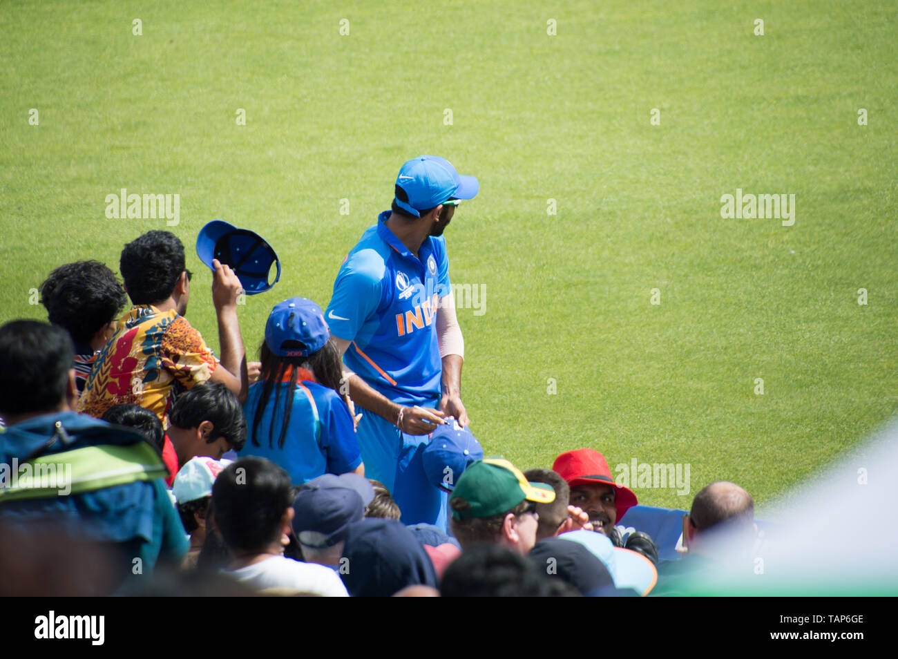 Fans de cricket indien à ICC 2019 Inde vs NewZeland réchauffer match à l'ovale, Londres Kia Banque D'Images