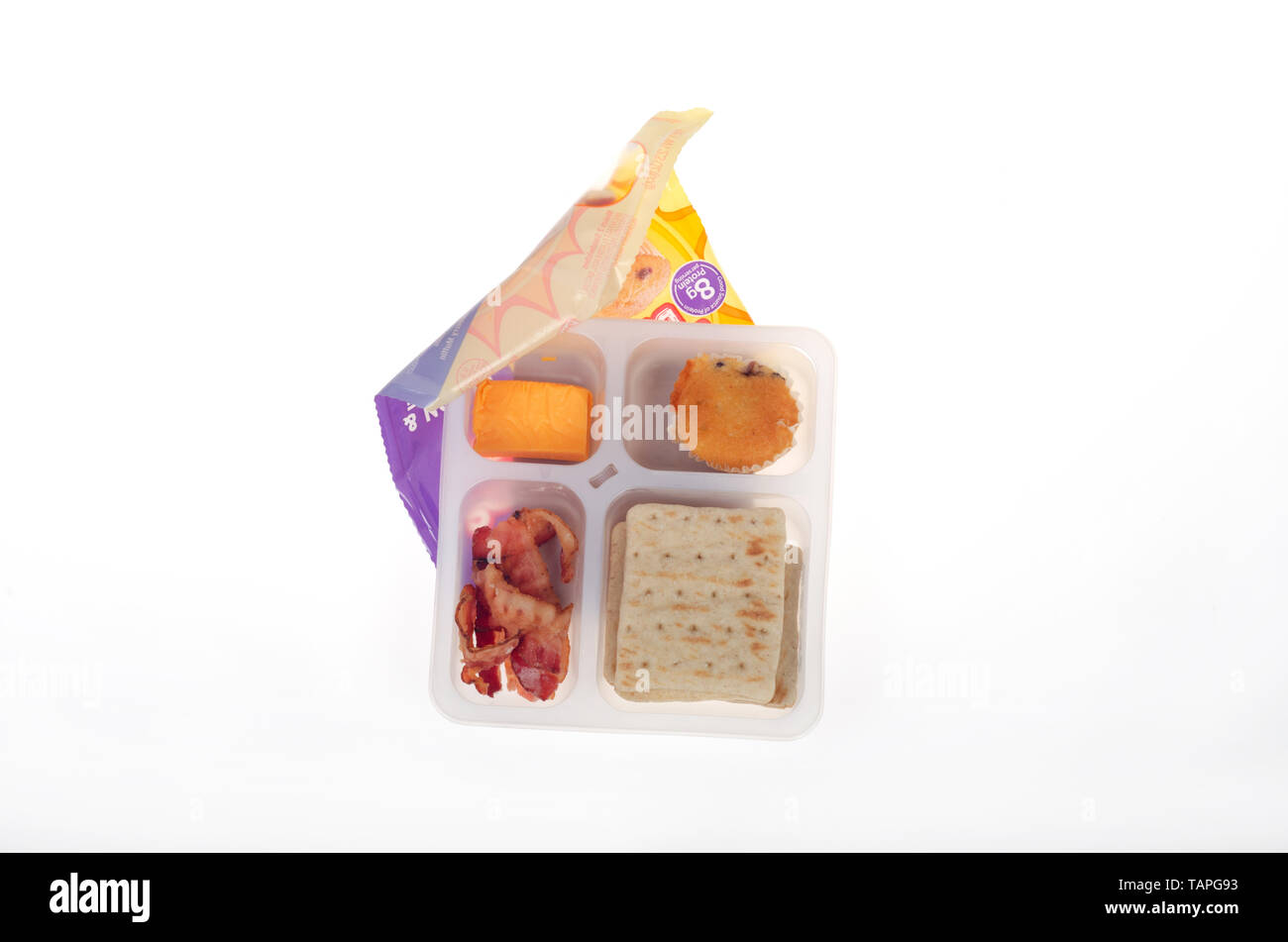 Oscar Mayer Brunchables avec bacon, fromage, craquelins et un muffin Banque D'Images