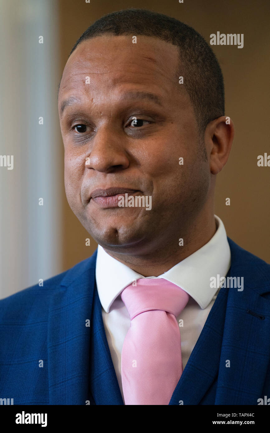 Edinburgh, Ecosse, Royaume-Uni. 27 mai, 2019. Les six nouveaux députés écossais sont déclarées au City Chambers à Édimbourg, en photo Louis de l'Stedman-Bruce Brexit Party Crédit : Iain Masterton/Alamy Live News Banque D'Images