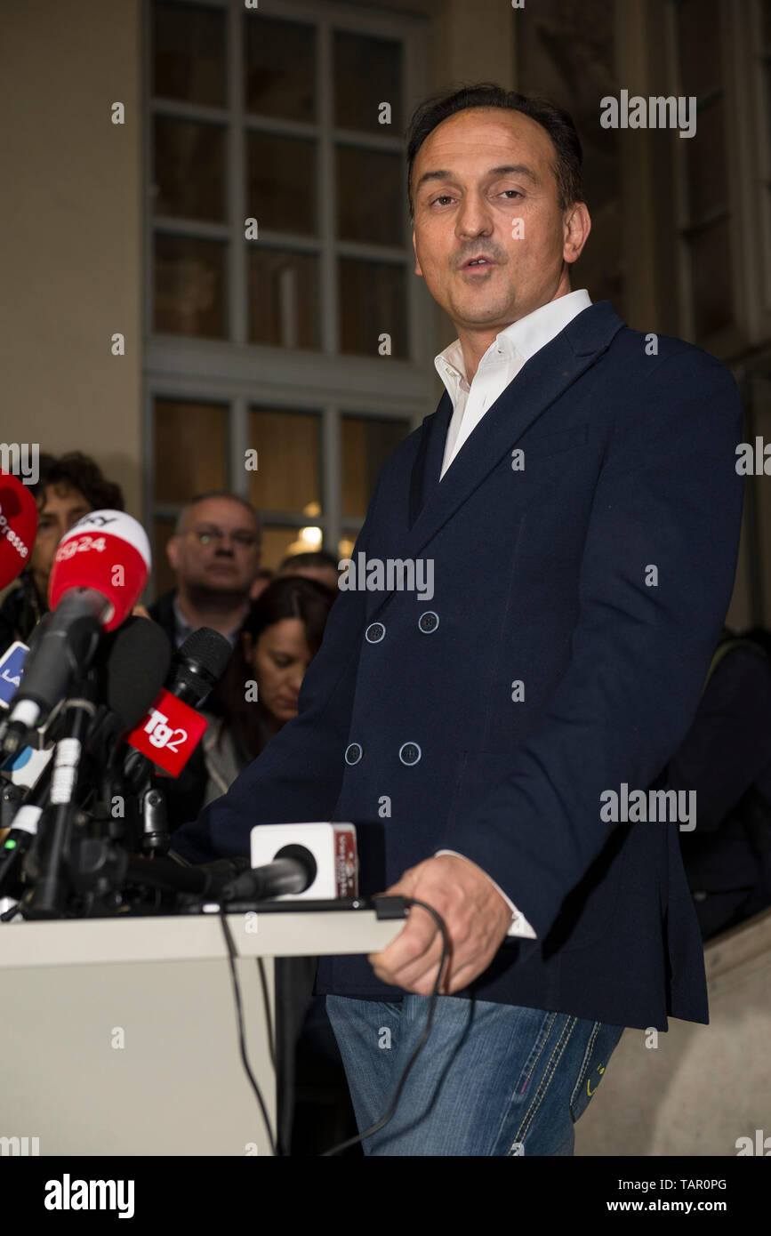 Turin, Piémont, Italie. 27 mai, 2019. Turin, Italy-May 27, 2019 Élections fédérales de la région du Piémont : Alberto Cirio nouveau président de la Région Piémont Crédit : Stefano Guidi/ZUMA/Alamy Fil Live News Banque D'Images