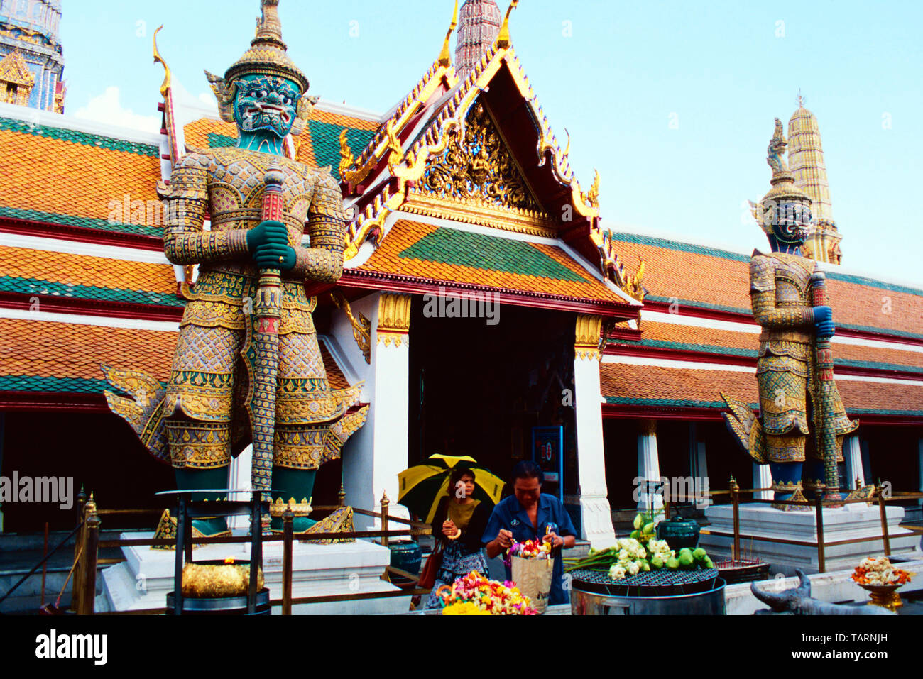Guardian yak ou yaksha,Wat Phra Kaew dans le Temple du Bouddha d'Emeraude,complexe,Thaïlande Bangkok Banque D'Images