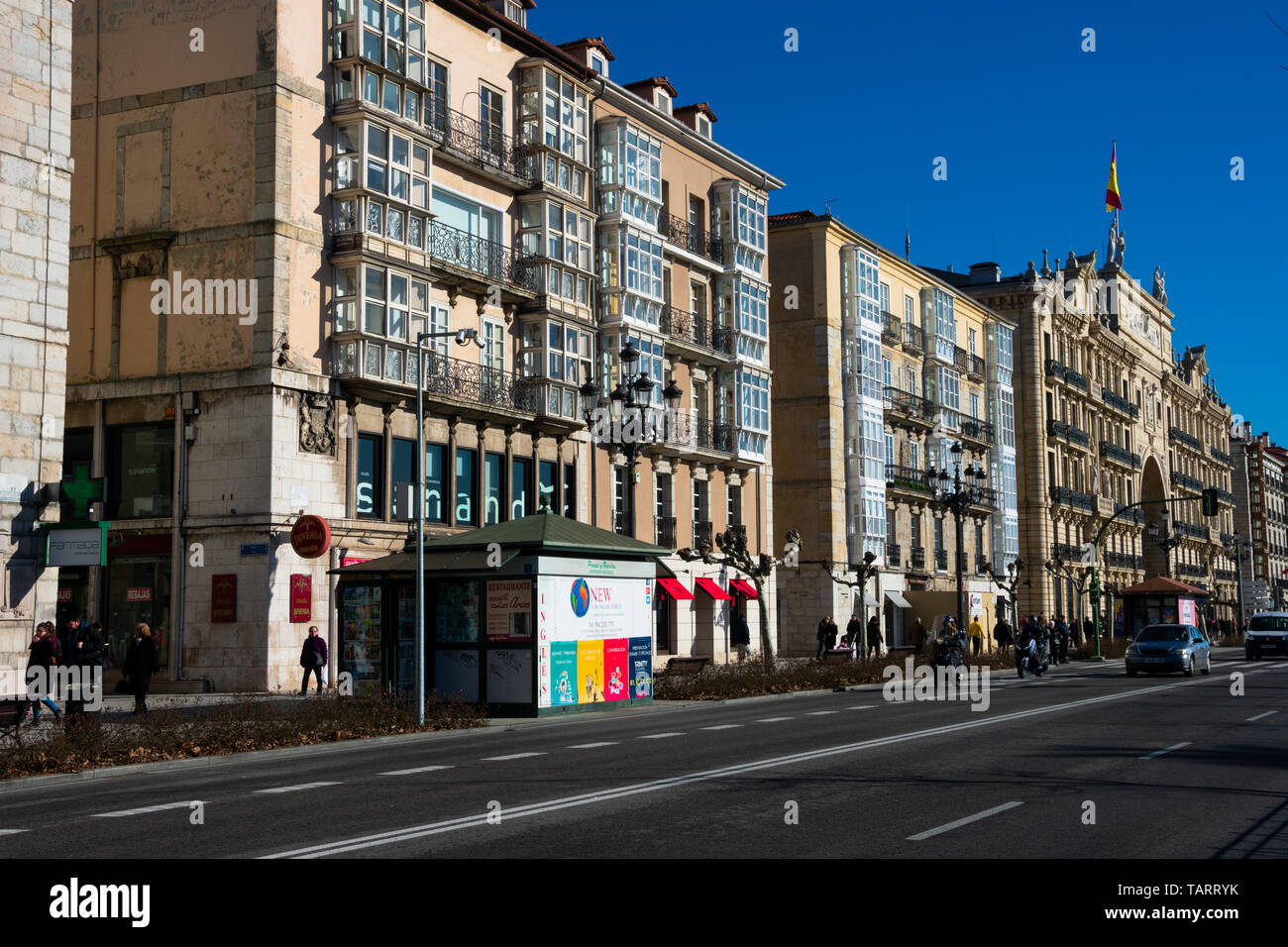 Santander, Espagne. Le 12 février 2019. Les façades anciennes sur Pereda (Avenue Paseo Pereda) Banque D'Images