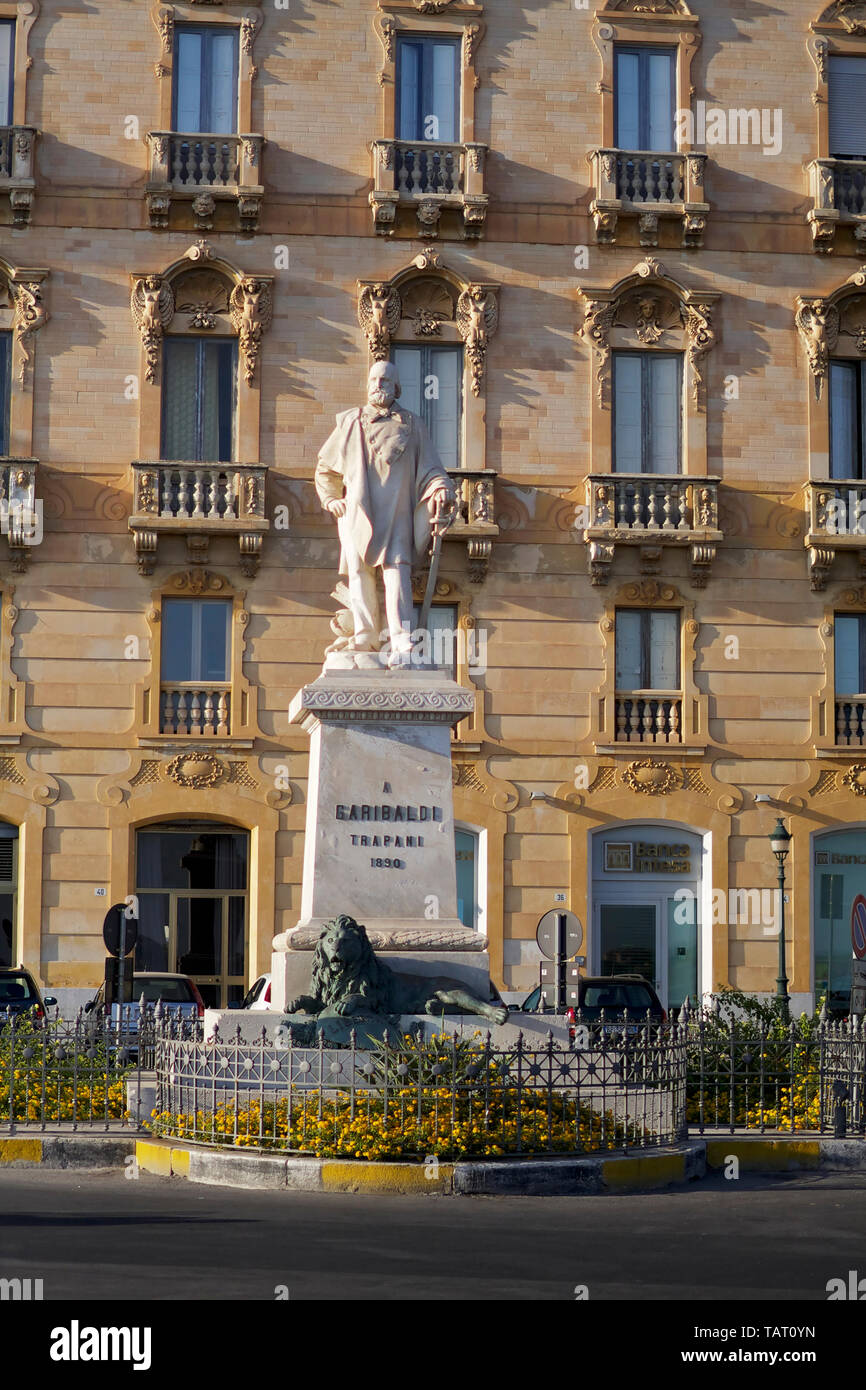 Milan, Italie - 1e Septembre 2009 : Giuseppe Garibaldi (4 juillet 1807 - 2 juin 1882) Monument à Trapani, Sicile, Italie Banque D'Images