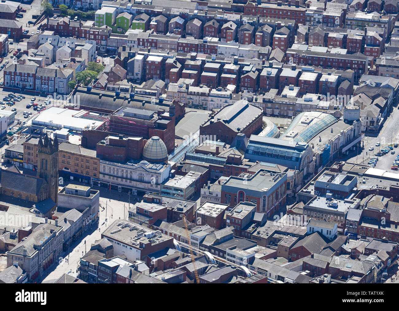 Les jardins d'hiver, Blackpool depuis les airs, un jour d'été ensoleillé, nord-ouest de l'Angleterre, Royaume-Uni Banque D'Images