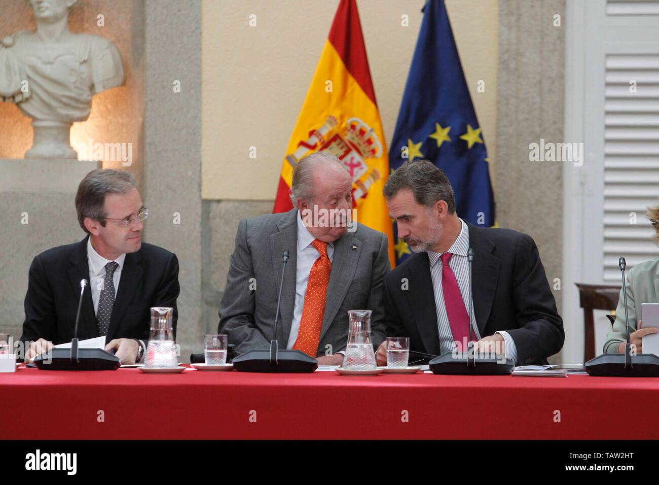 L'émérite du Roi Don Juan Carlos et le roi Felipe VI au cours de la réunion avec le Conseil d'administration 'COTEC' à Madrid le 14 mai 2019 El Rey Don Juan Carlos Emerito annonce sa retraite de la vie publique Cordon Press Banque D'Images