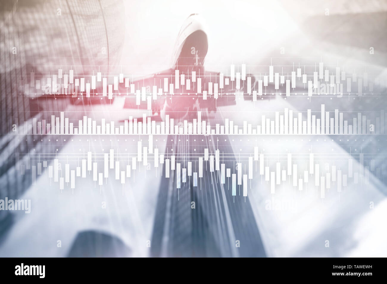 Diagramme de bougies stock trading graphique de l'entreprise Financement de l'investissement mixte concept double exposition écran virtuel. Banque D'Images