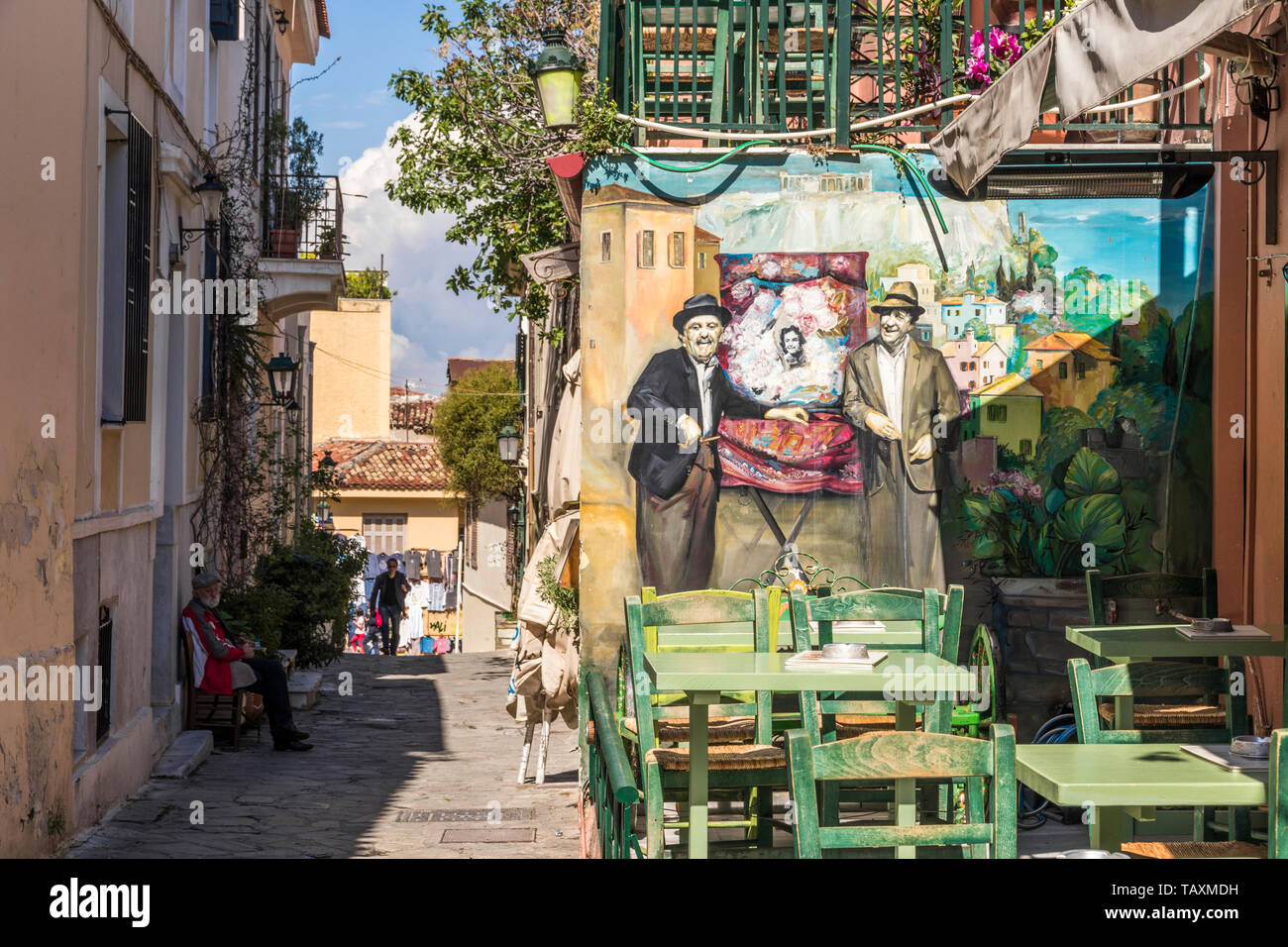 Athènes, Grèce. Peinture murale dans une des rues de la Plaka, un vieux quartier historique d'Athènes autour les pentes de l'Acropole Banque D'Images