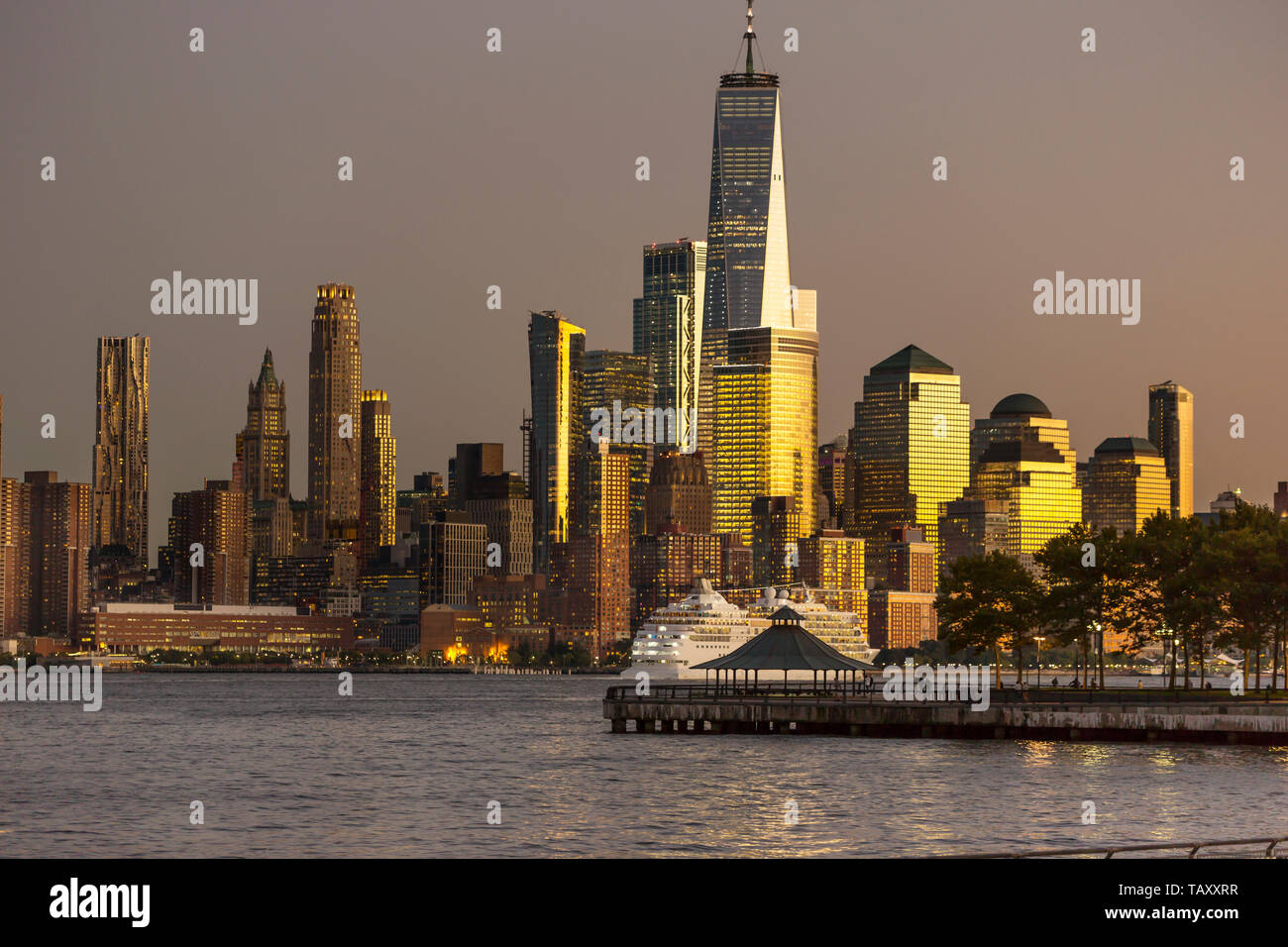 Le centre-ville de Manhattan Skyline HUDSON RIVER NEW YORK CITY À ...