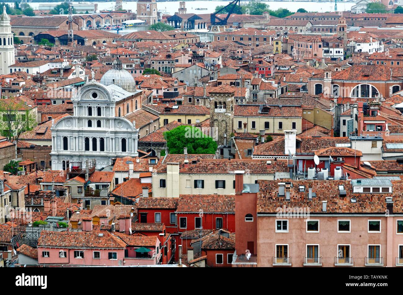 Birds Eye vue sur les toits de Venise Italie Europe EU Banque D'Images