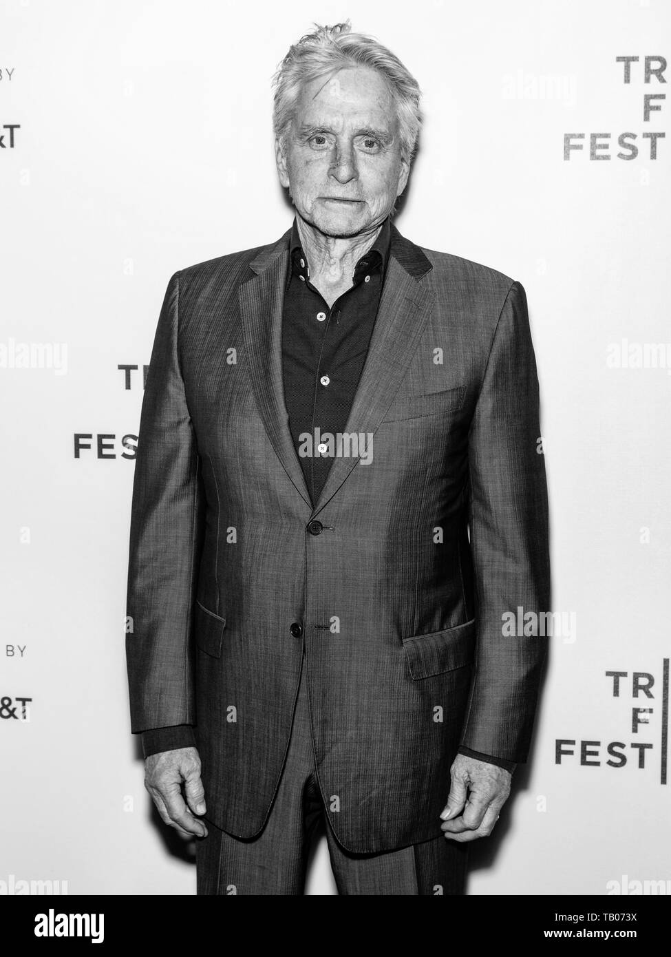 New York, NY - Mai 03, 2019 : Michael Douglas assiste à la première de The "Il prend un fou" au cours de la 2019 Tribeca Film Festival au CCMB Theatre Banque D'Images