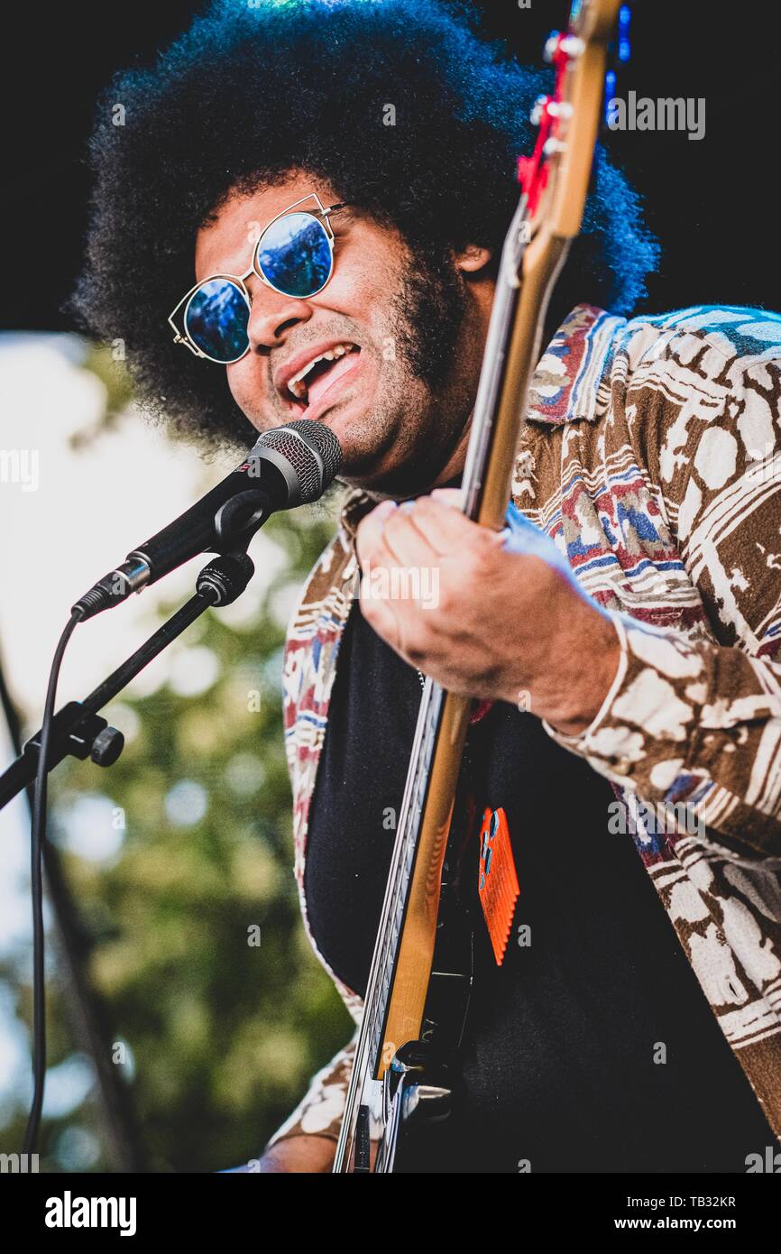 Artiste Hip-Hop alternative britannique Dylan Cartlidge effectue sur scène à la Newcastle's 'c'est demain' Festiva le 26 mai 2019. Banque D'Images