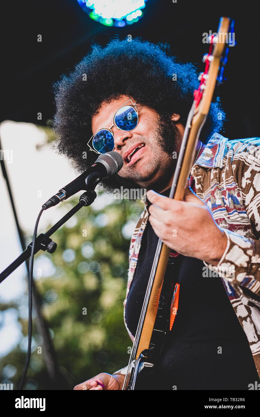 Artiste Hip-Hop alternative britannique Dylan Cartlidge effectue sur scène à la Newcastle's 'c'est demain' Festiva le 26 mai 2019. Banque D'Images