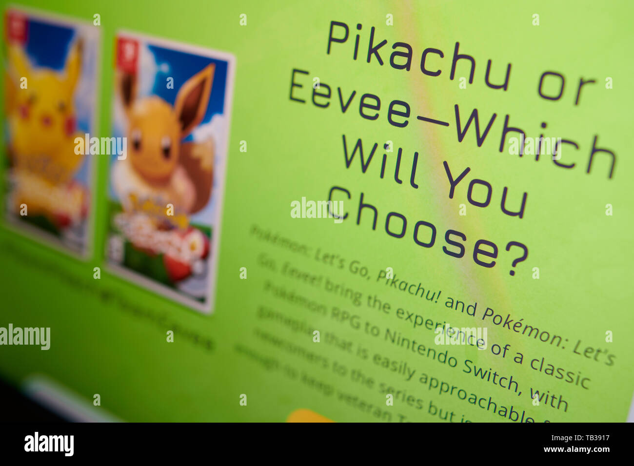 - Prague, 22 mai 2019 : Gros plan sur Pikachu ou Évoli question photographié d'écran du site. Banque D'Images