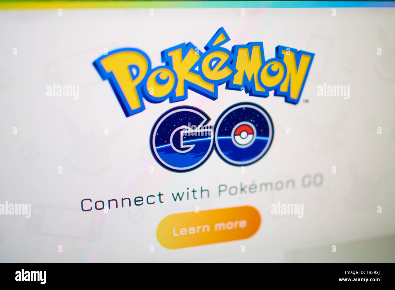 Gros plan sur Pokemon rendez - logo de la réalité augmentée mobile game photographié à partir du site écran. Banque D'Images