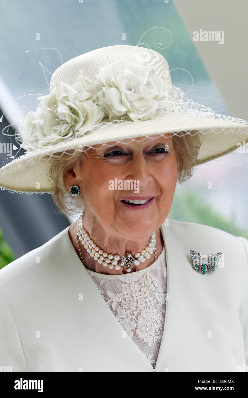 20.06.2018, Windsor, Ascot, UK - Portrait de Son Altesse Royale la princesse Alexandra, lady Ogilvy. 00S180620D503CAROEX.JPG [communiqué de modèle : Non, des biens : non (c) Banque D'Images