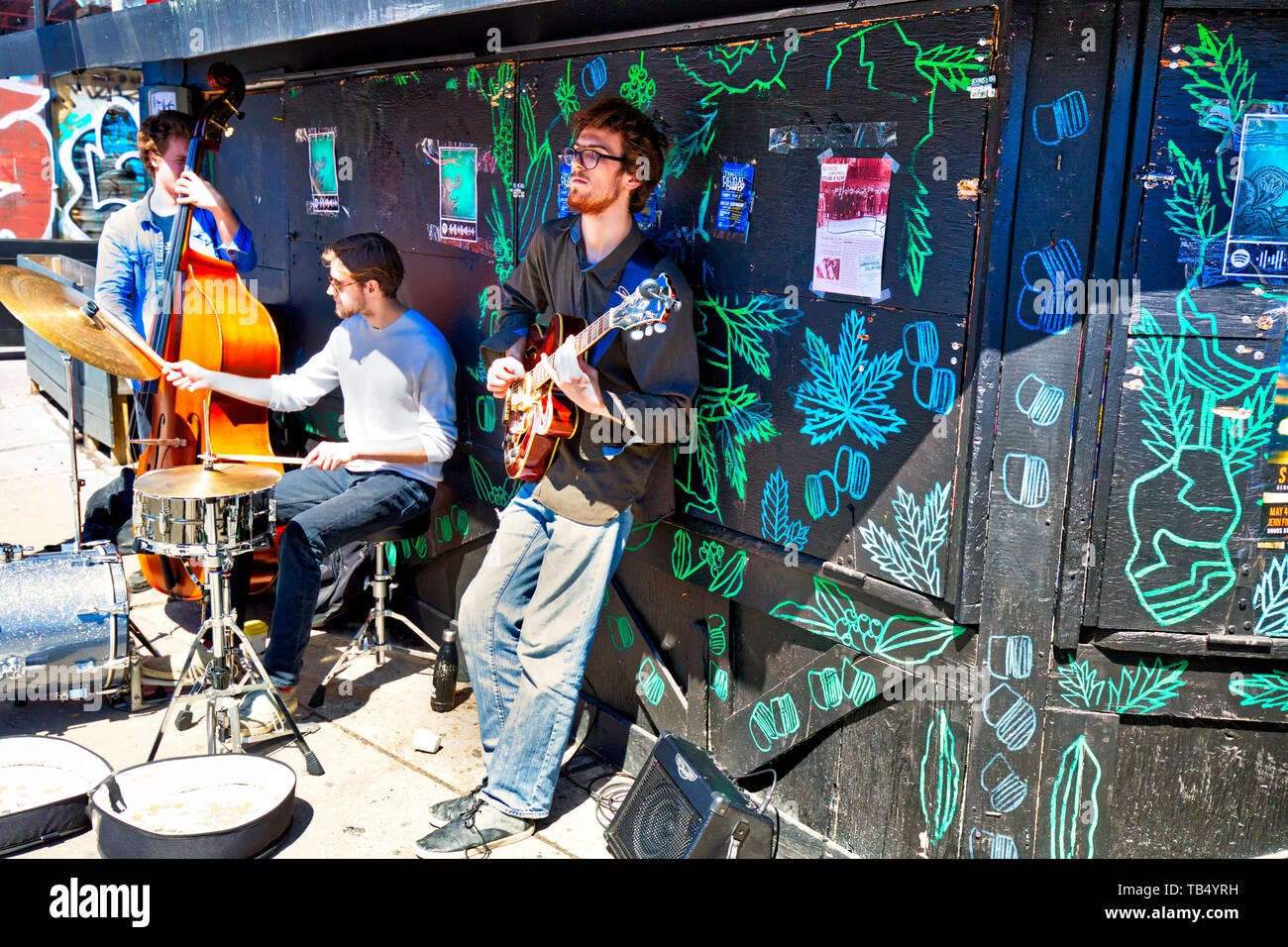 Toronto, Canada le 5 mai, 2019 : Kensington Market, un quartier multiculturel distinctif au centre-ville de Toronto, désigné lieu historique national du Banque D'Images