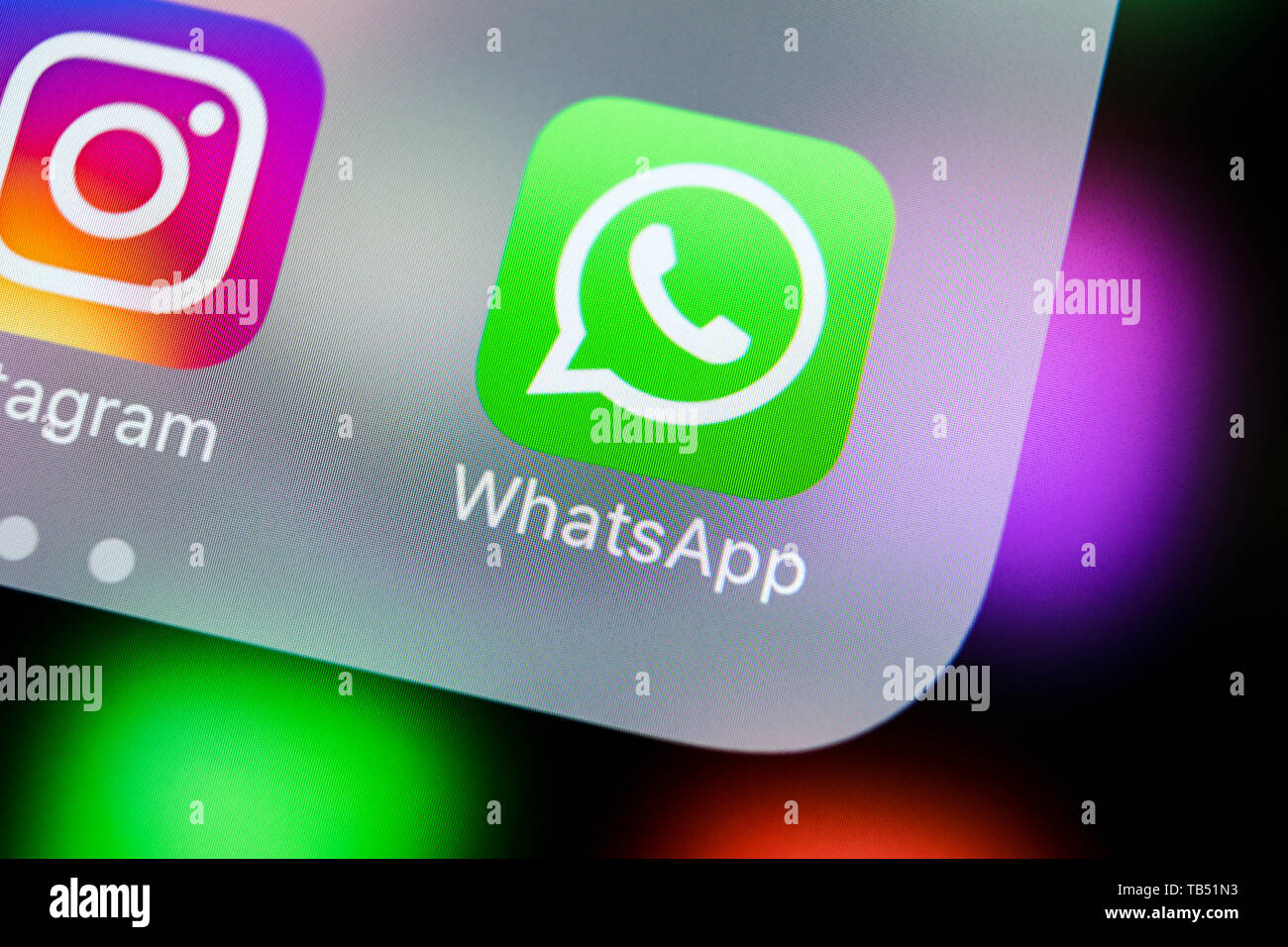 Kaliningrad, Russie, le 21 mars 2018 : l'icône de l'application Whatsapp messenger sur Apple iPhone X de l'écran du smartphone close-up. Whatsapp messenger app ico Banque D'Images