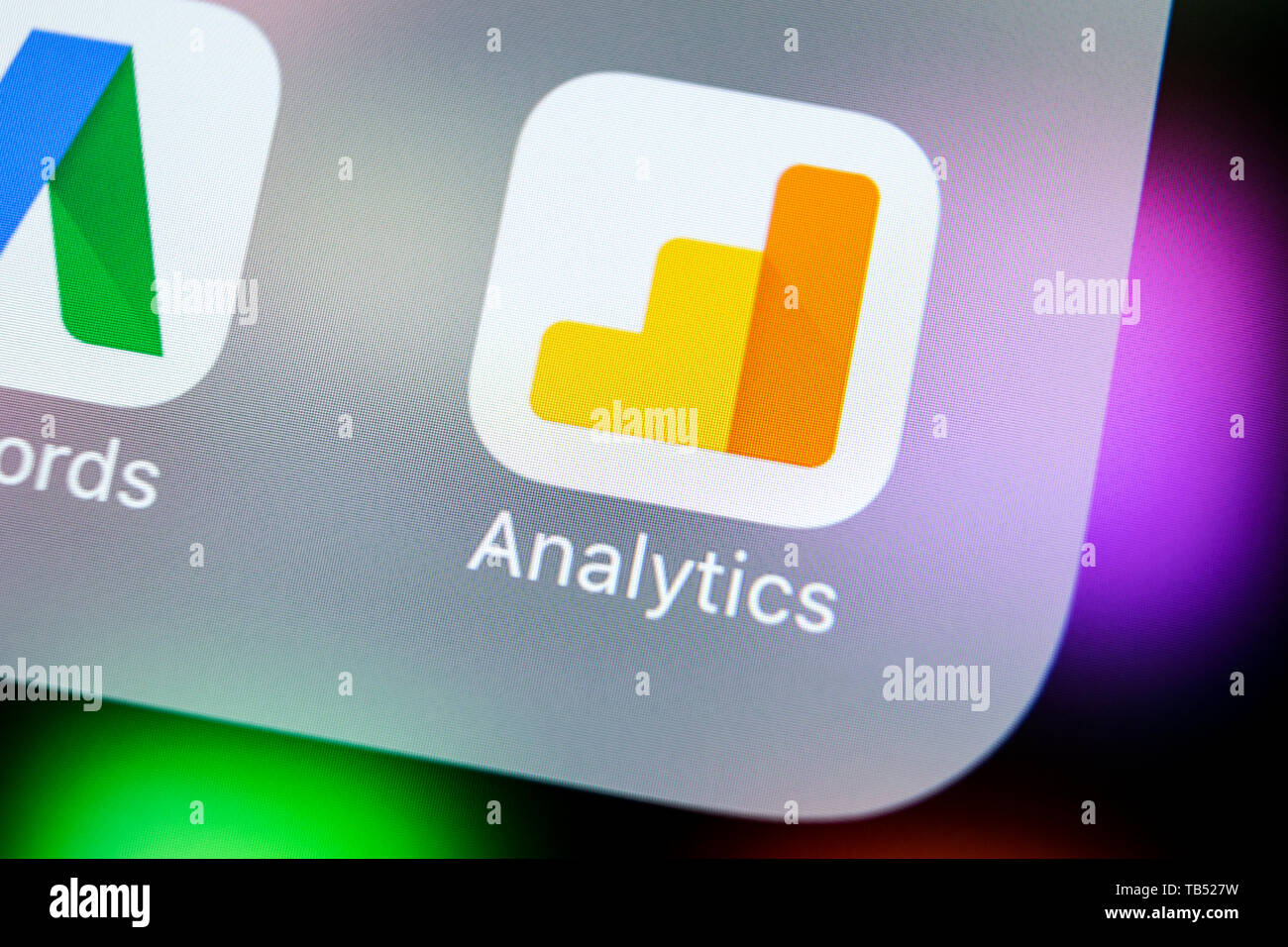 Kaliningrad, Russie, le 21 mars 2018 : Google Analytics l'icône de l'application sur Apple iPhone écran X close-up. L'icône de Google Analytics. Google Analytics Banque D'Images