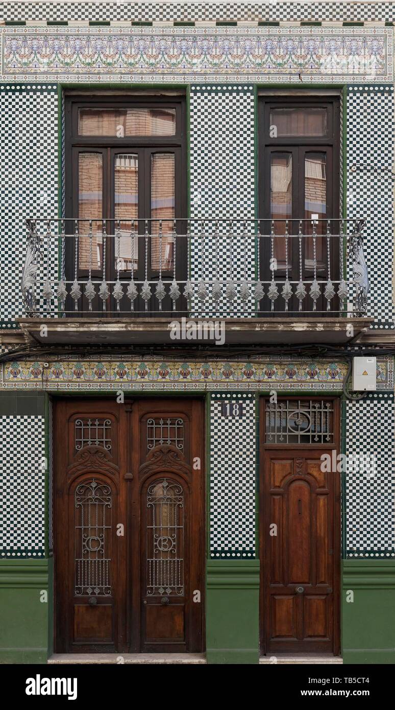 Maison historique avec façade en céramique, El Cabanyal district, Valencia, Espagne Banque D'Images