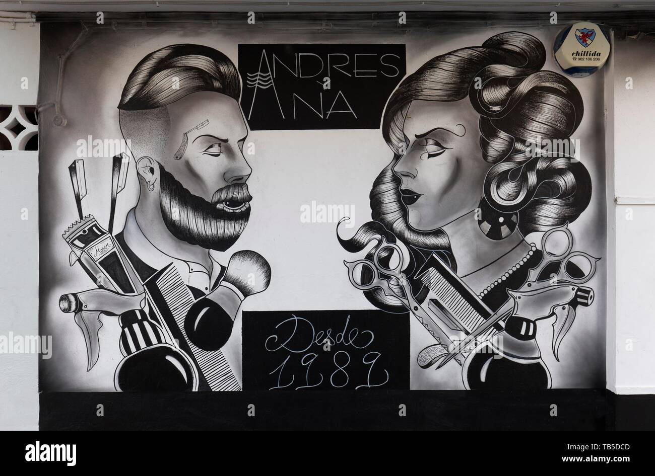 Graffitis Au Salon De Coiffure Un Homme à Barbe Femme Avec