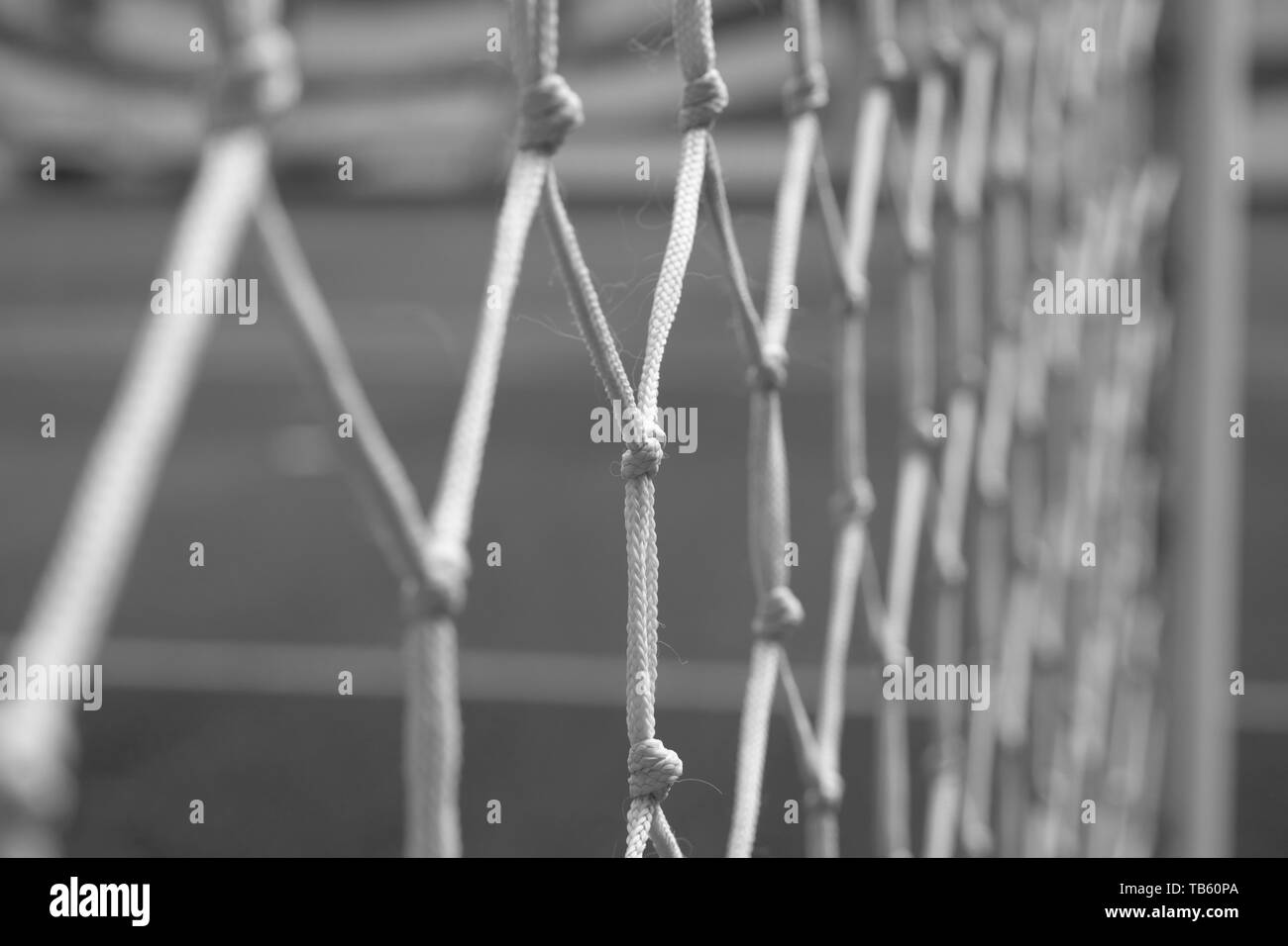 Macro d'une net football - image en noir et blanc. Banque D'Images