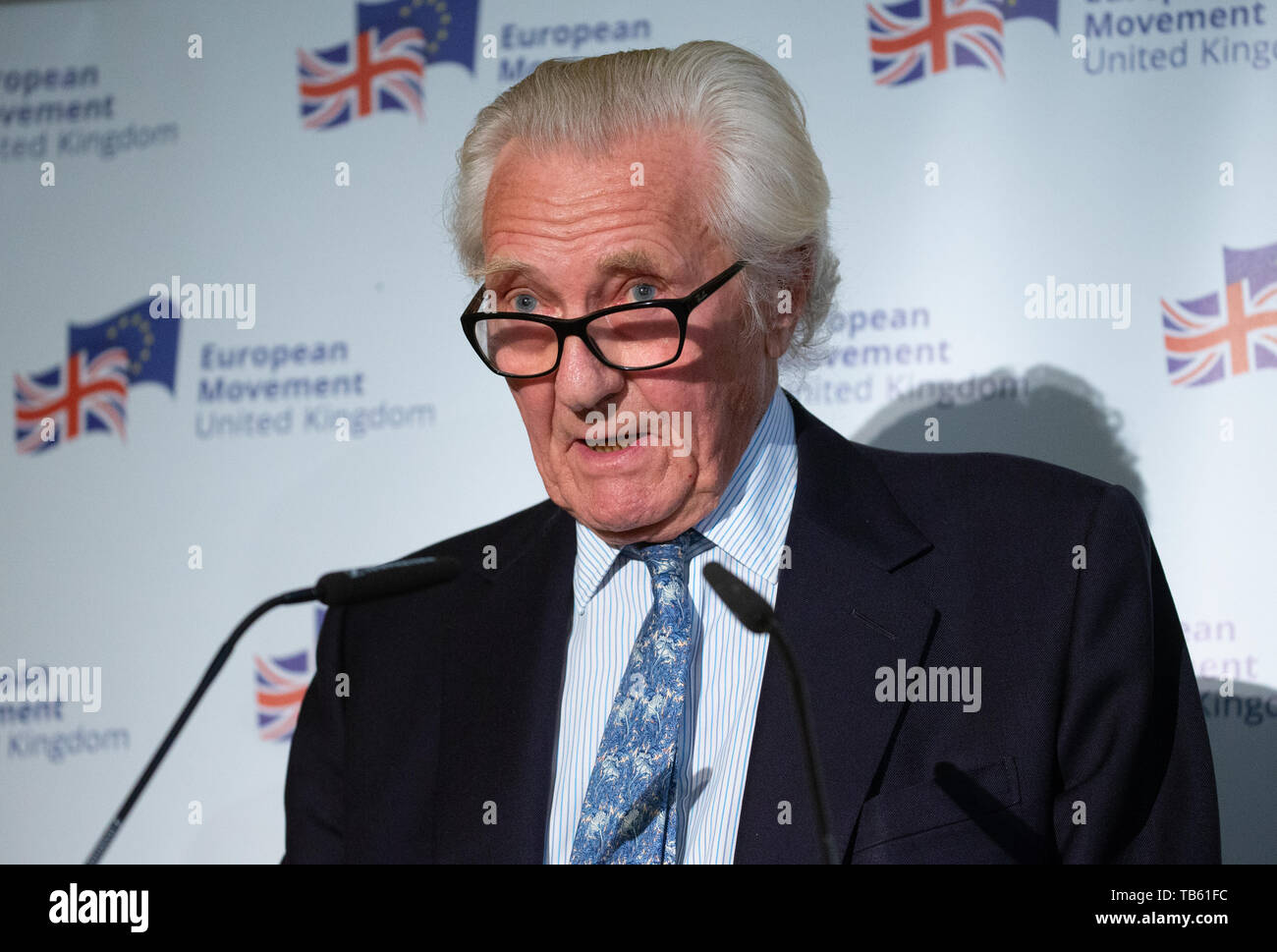 Michael Heseltine, ancien vice-premier ministre, est nommé Président du Mouvement européen. Suspendu par les conservateurs pour voter Lib Dems. Banque D'Images