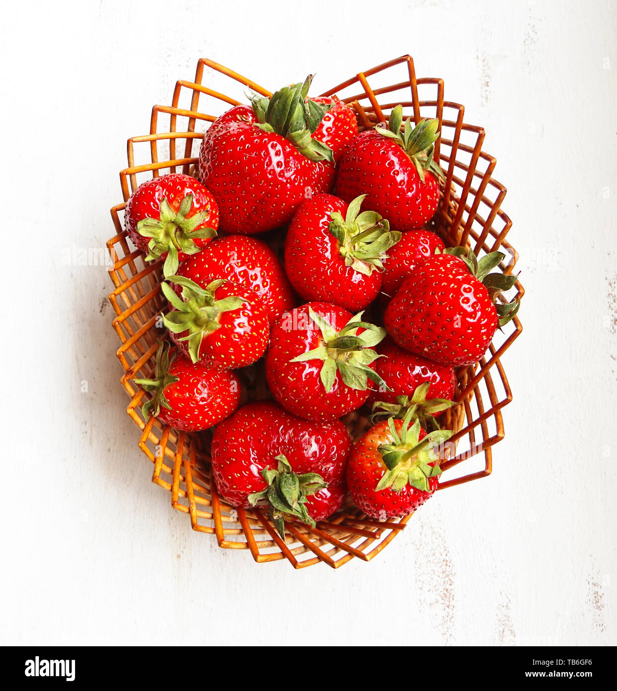 Panier de mûres et fraises rouge Vue de dessus Banque D'Images