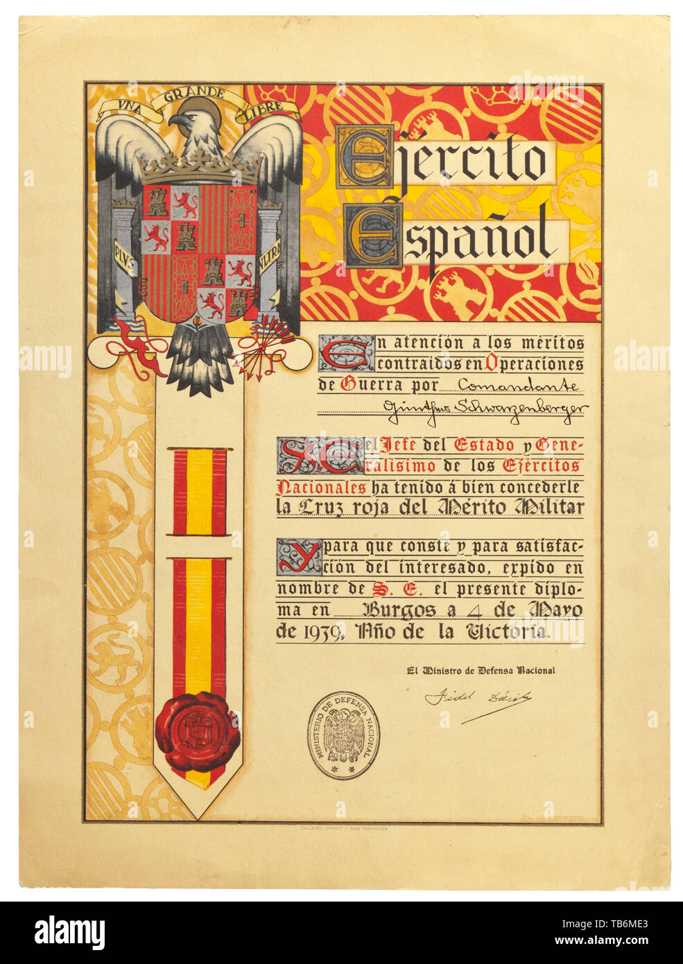 Oberstleutnant i.G. Günter Schwarzenberger - documents une succession de l'ancien combattant de la guerre civile espagnole et plus tard commandant du 1er bataillon du régiment de DCA 3, certificat de service en 1933 (7e Régiment d'artillerie bavarois) service, document daté du 4 février 1933 et le document de nomination à l'Oberleutnant en date du 1 avril 1934, chacun avec signature à l'encre d'origine de von Blomberg. Document de nomination de Hauptmann datée du 31 mars 1938 avec fac-similé de signature du 20e siècle, Editorial-Use-seulement Banque D'Images