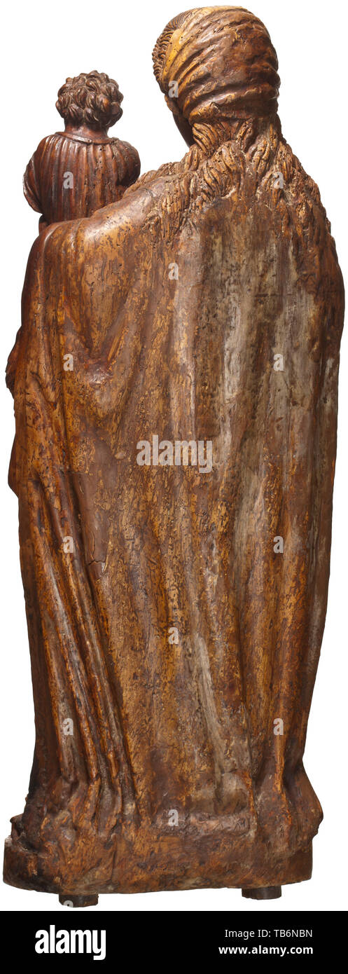 Une figure de la Vierge Marie avec l'Enfant Jésus, 18e siècle, le bois. L'article Mère de Dieu, avec l'Enfant Jésus sur son bras gauche, tenant un bouquet de fleurs dans sa main droite. Belle sculpture, le fluide exquise robes définies. Tout défaut de lieux, des dégâts et des ajouts. Hauteur 81 cm. Beaux-arts, d'art, historique, historique Additional-Rights Clearance-Info-,-Not-Available Banque D'Images