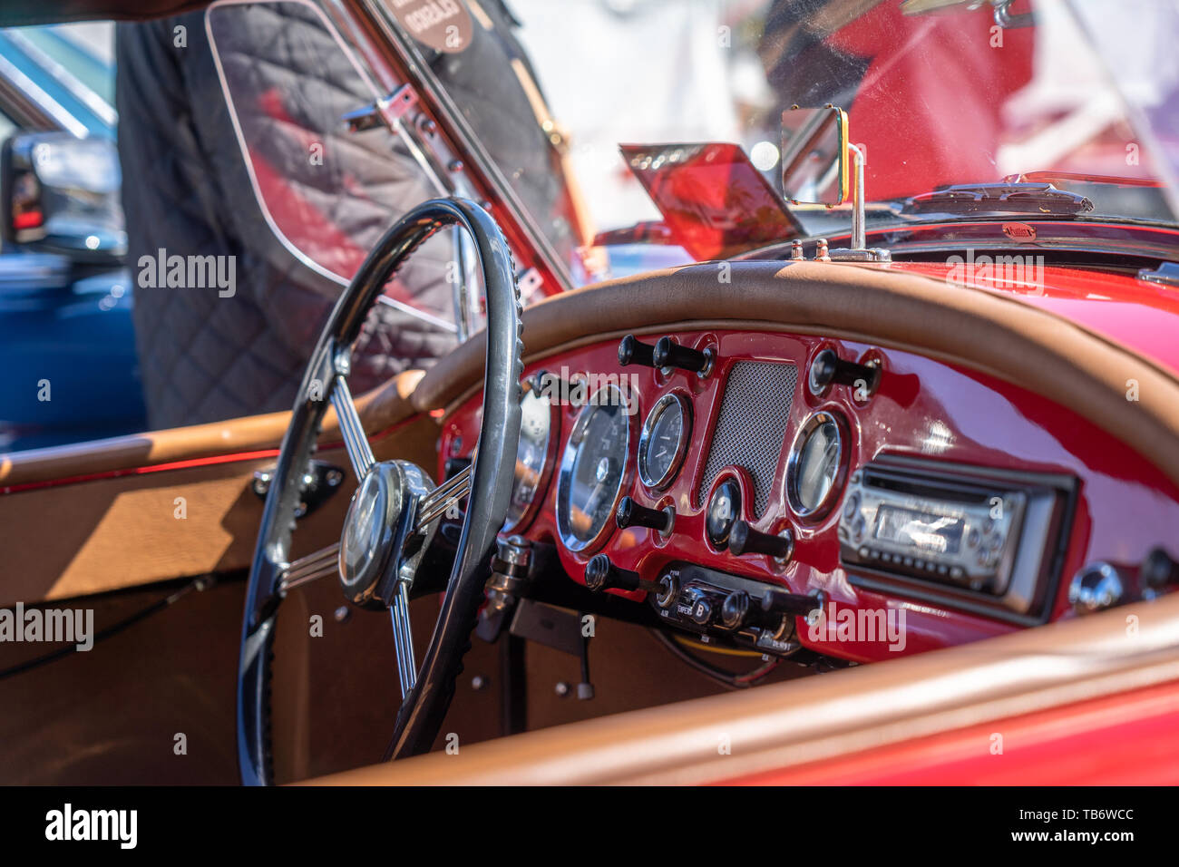 Excalibur Cadillac à montjuic esprit circuit de Barcelone car show. Banque D'Images