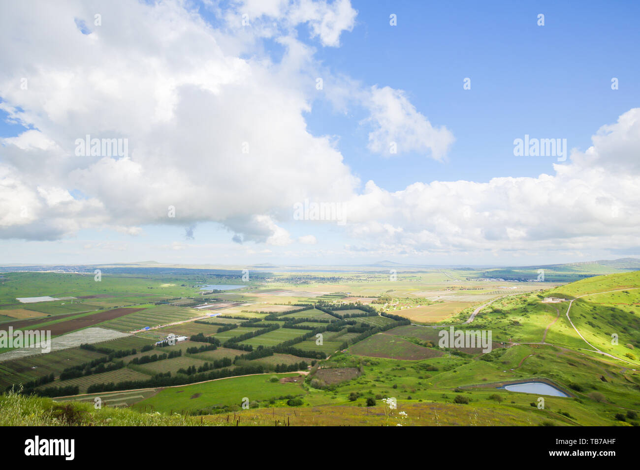 Vue sur la zone frontalière entre Israël et la Syrie vu depuis les hauteurs du Golan, Israël. Banque D'Images